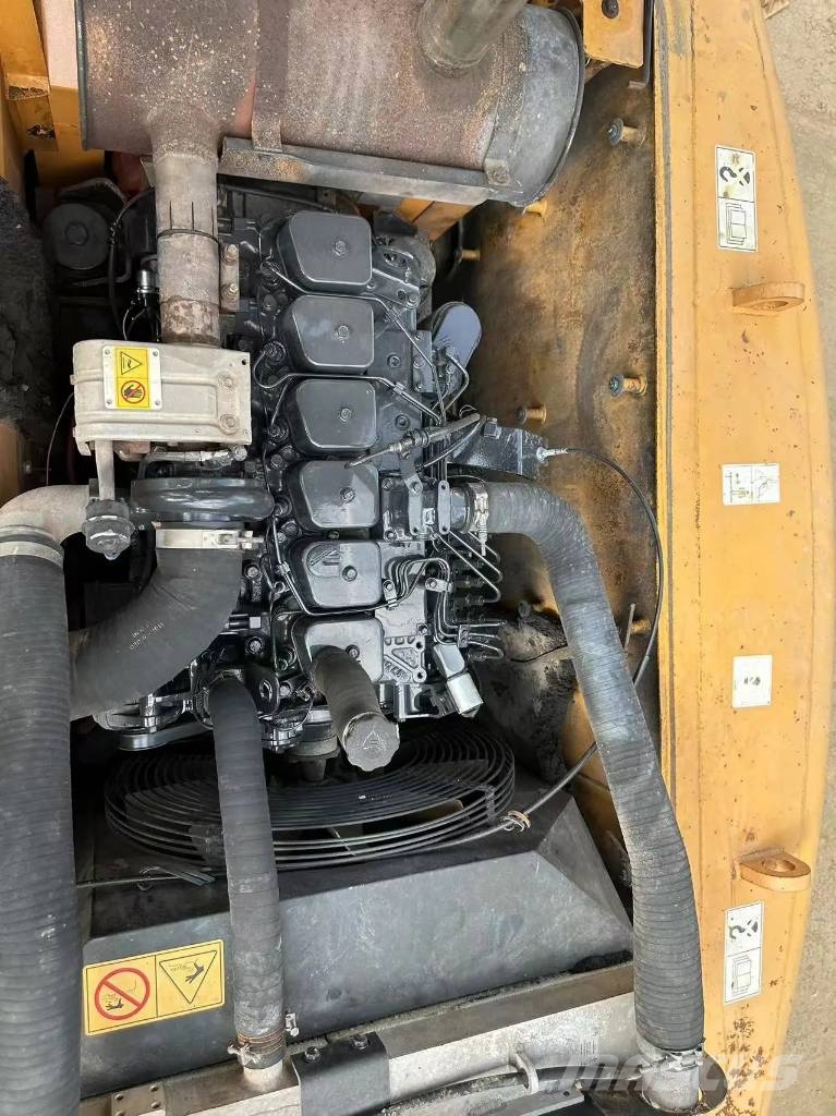 Hyundai R210W-9 Wheeled excavators