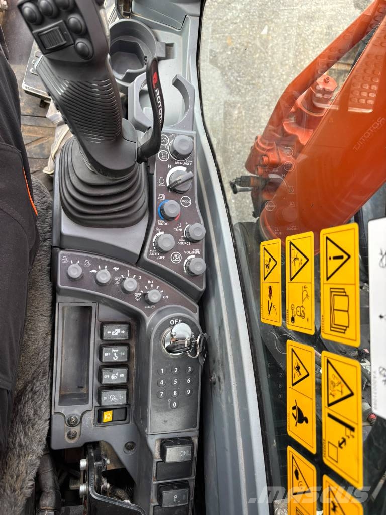 Hitachi ZX 225 US R LC-7 / 3D, Rototilt, Rasvari, Lämmitin Telakaivukoneet