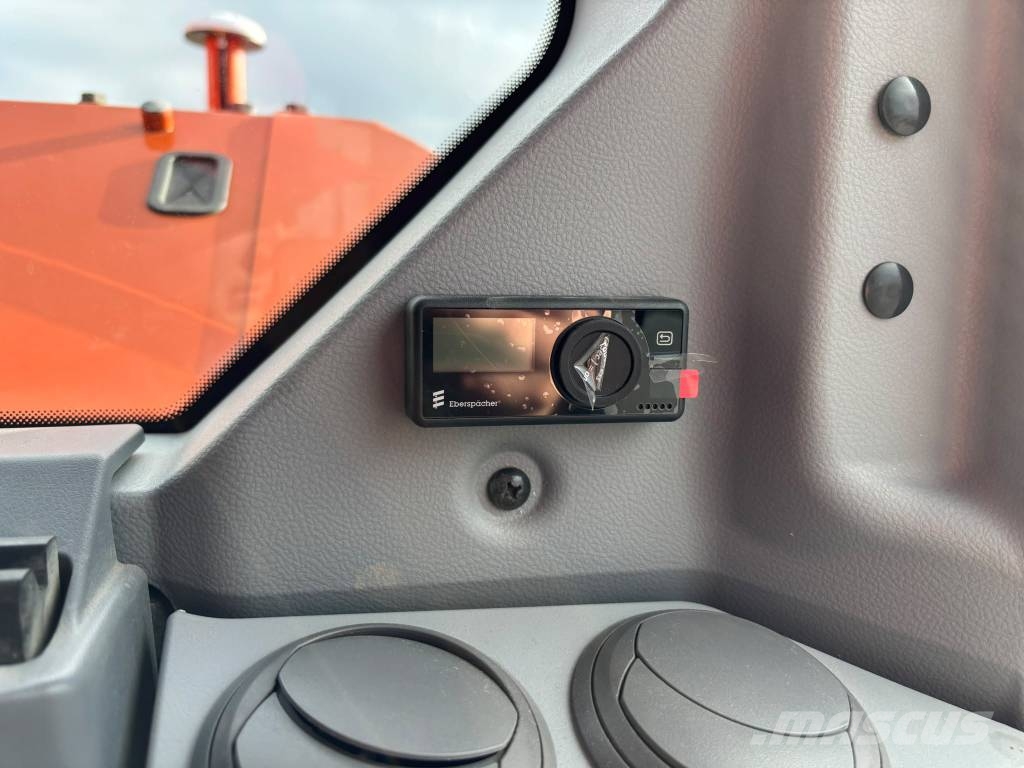Hitachi ZX 225 US R LC-7 / 3D, Rototilt, Rasvari, Lämmitin Telakaivukoneet