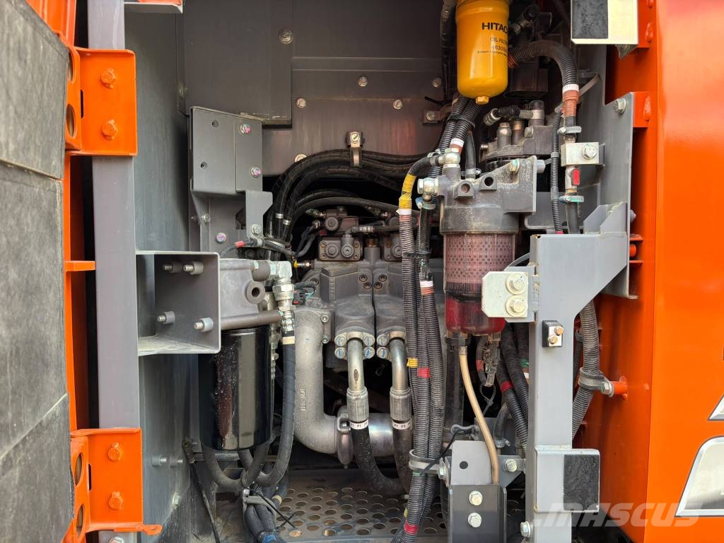 Hitachi ZX 225 US R LC-7 / 3D, Rototilt, Rasvari, Lämmitin Telakaivukoneet