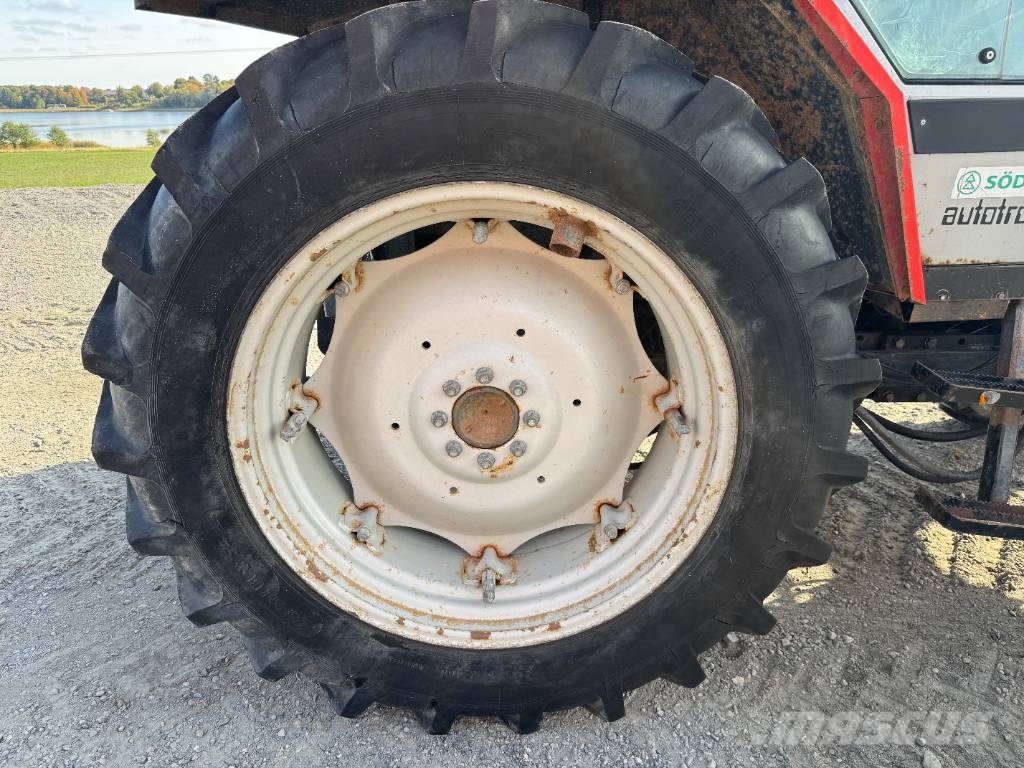 Massey Ferguson 3070 Traktorid