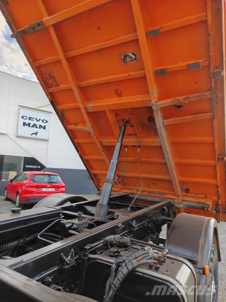 MAN L2000 4x4 10.220 + Army Shelter container شاحنات قلابة