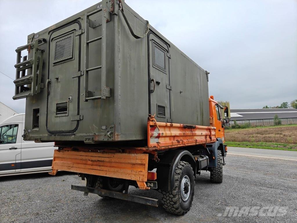 MAN L2000 4x4 10.220 + Army Shelter container شاحنات قلابة