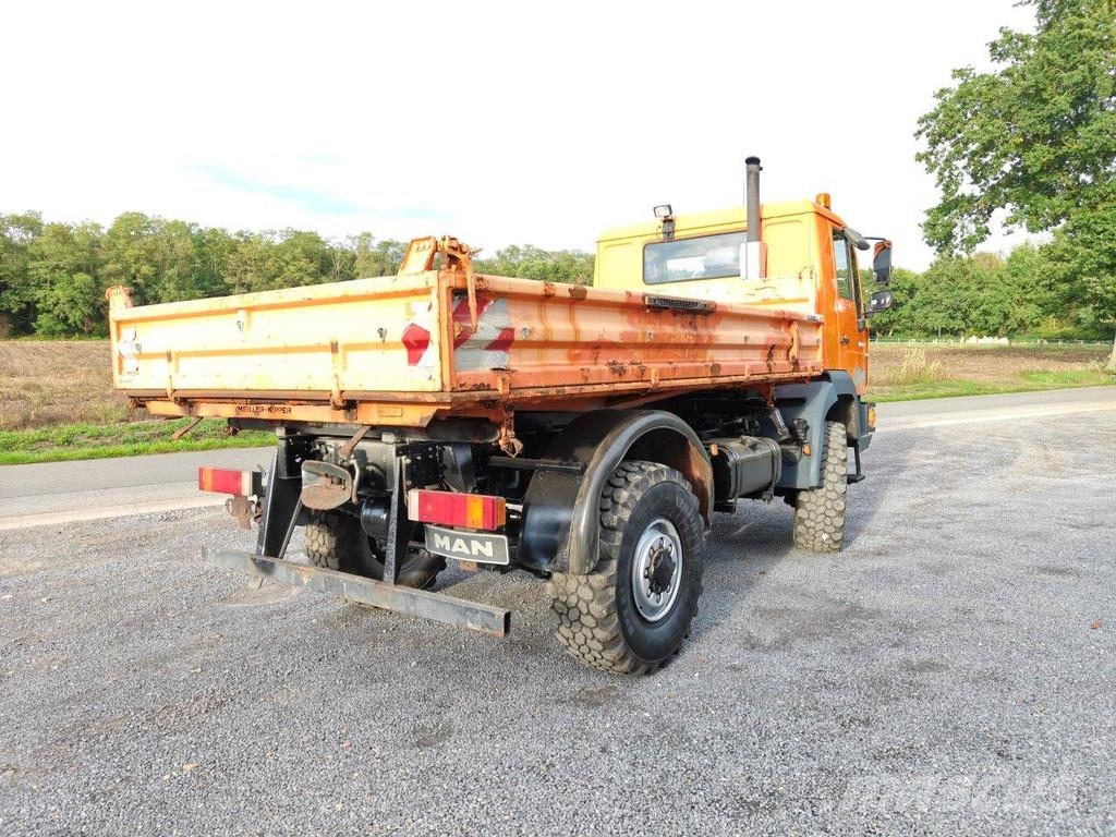 MAN L2000 4x4 10.220 + Army Shelter container شاحنات قلابة