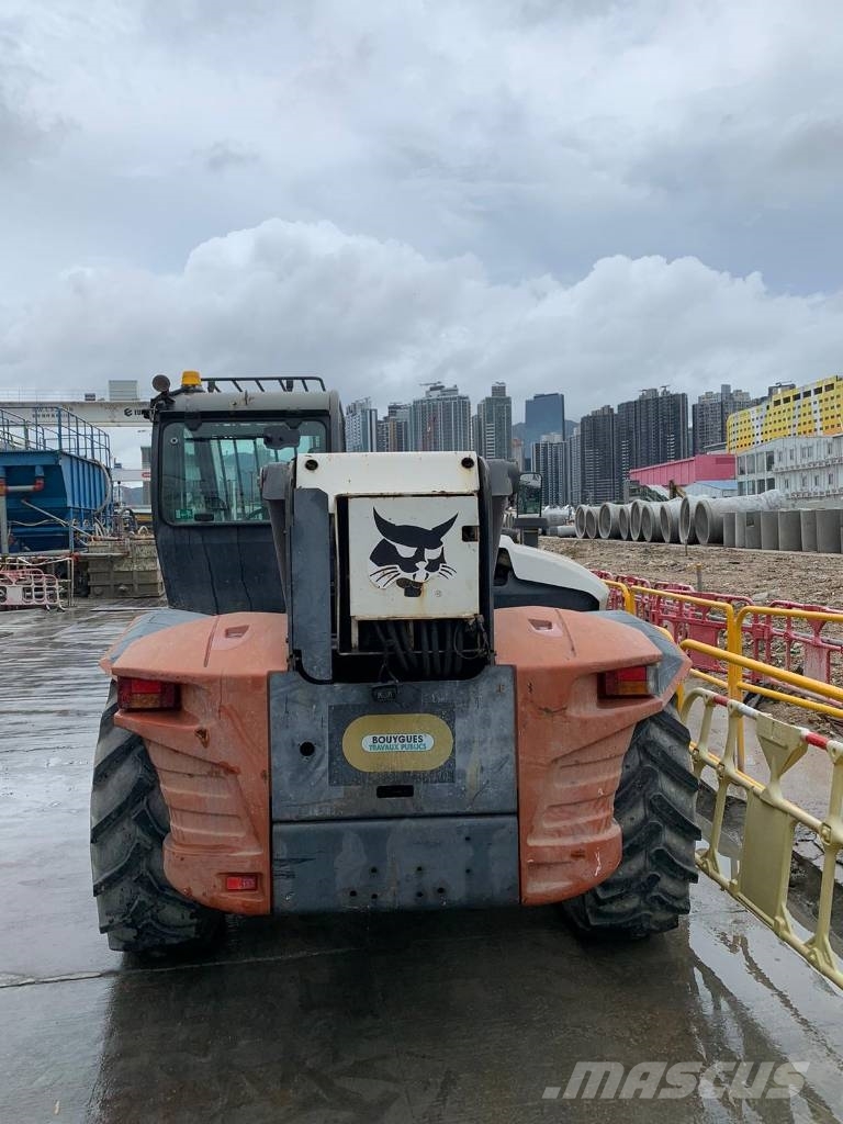Bobcat Telehandler T40180 テレスコーピックハンドラー