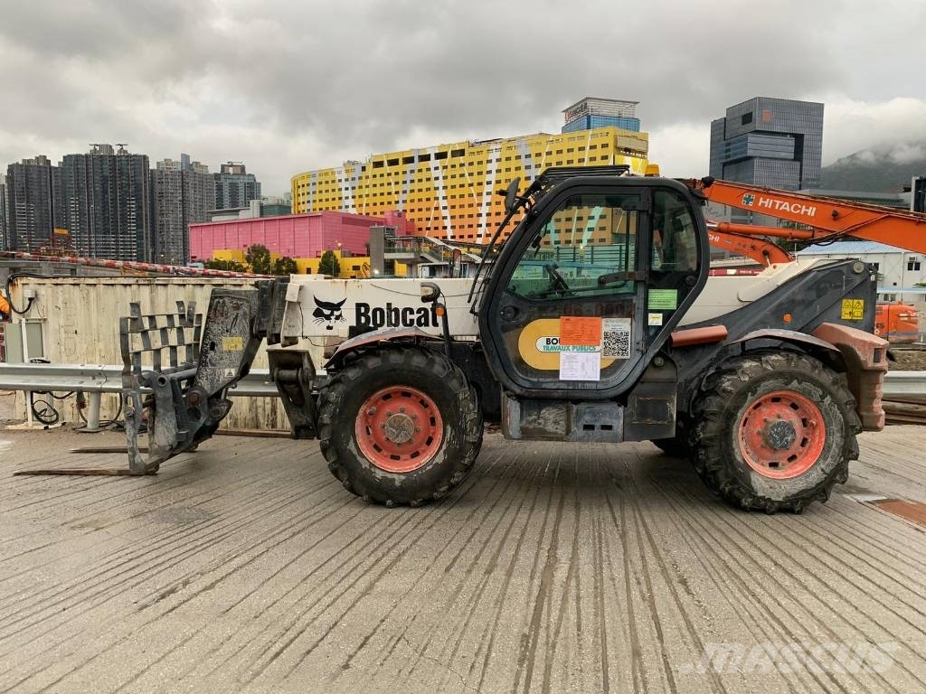 Bobcat Telehandler T40180 テレスコーピックハンドラー