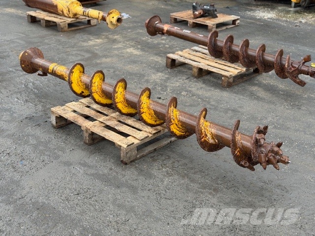 CAT 260 MM AUGER Tarière