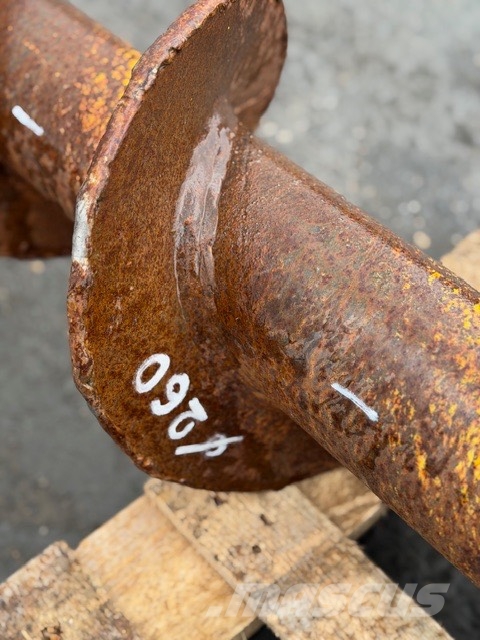 CAT 260 MM AUGER Tarière