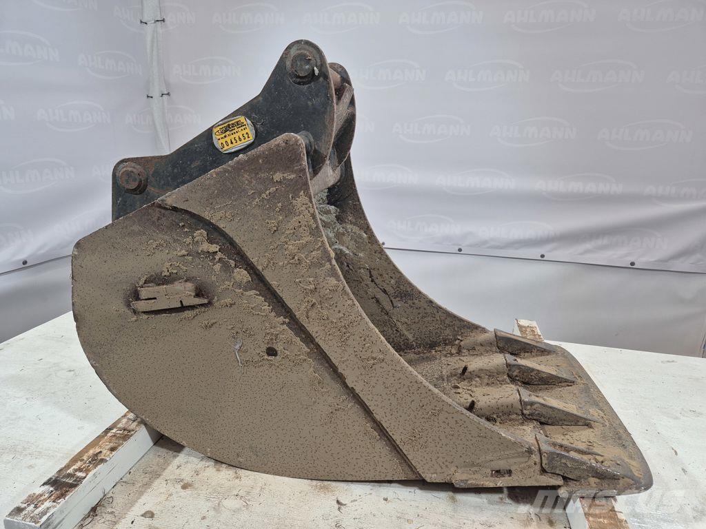 S45 Dieplepelbak Engcon Bakken