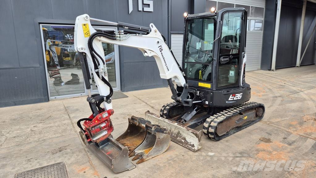 Bobcat E26 - POWERTILT - 2019 YEAR - 1670 HOURS Minigraafmachines < 7t