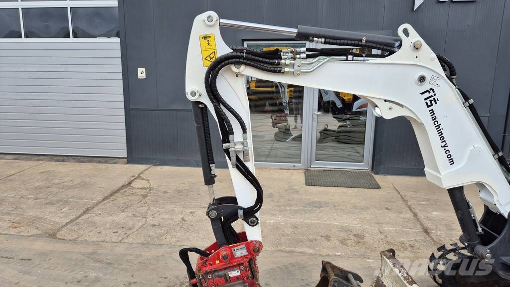 Bobcat E26 - POWERTILT - 2019 YEAR - 1670 HOURS Minigraafmachines < 7t