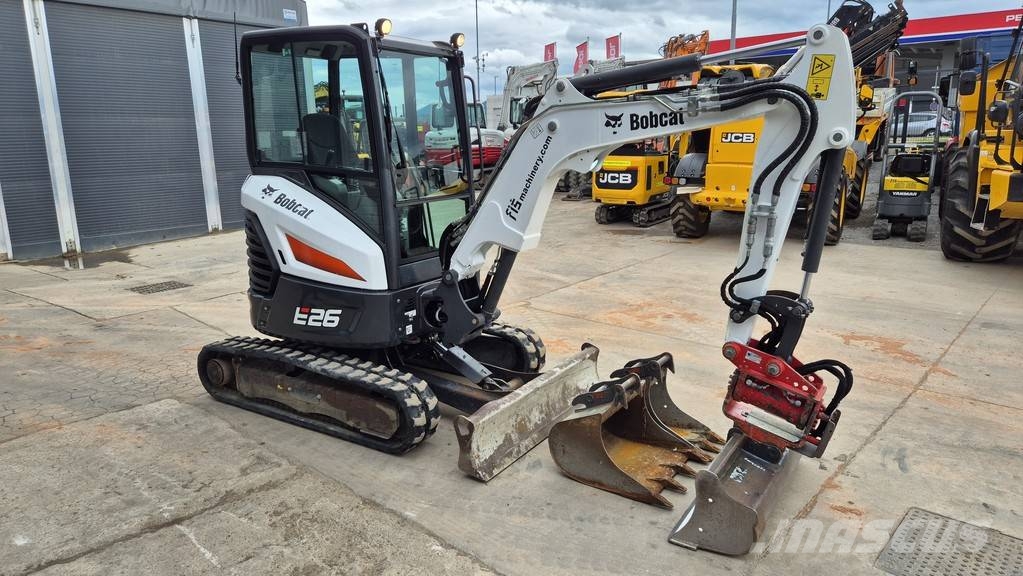 Bobcat E26 - POWERTILT - 2019 YEAR - 1670 HOURS Minigraafmachines < 7t