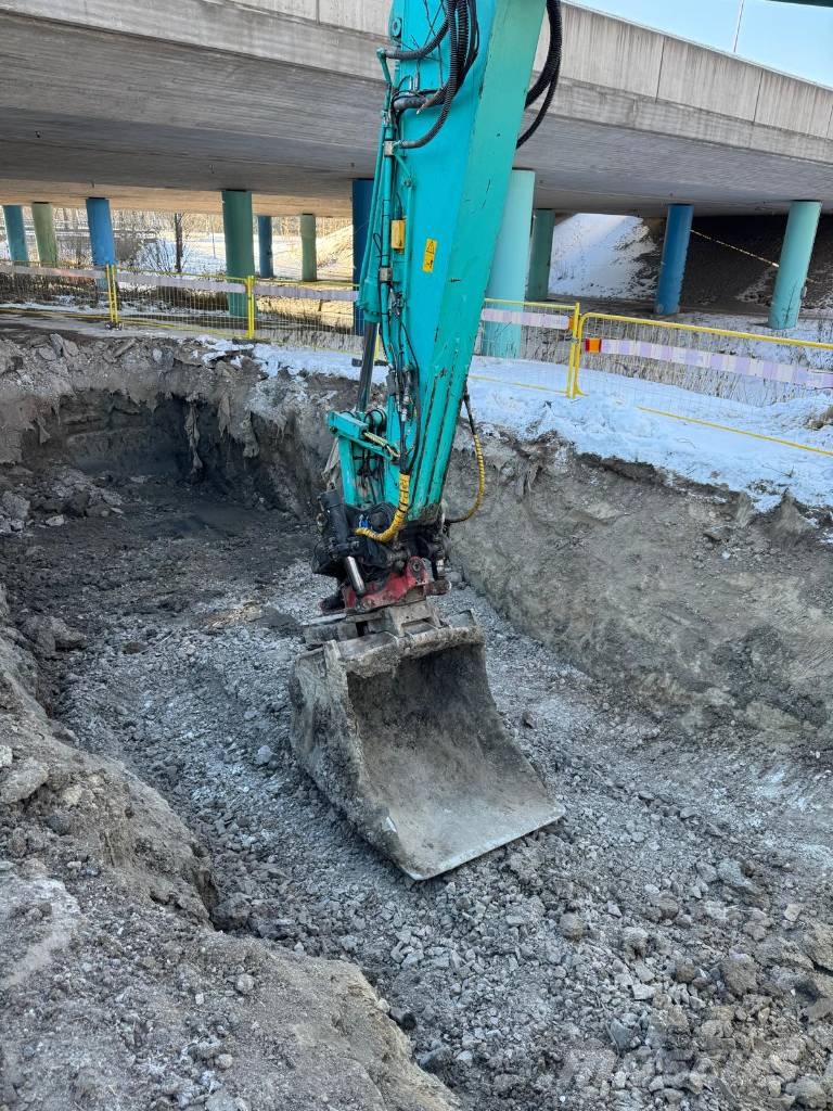Kobelco SK 260 SR LC-3 Bageri guseničari