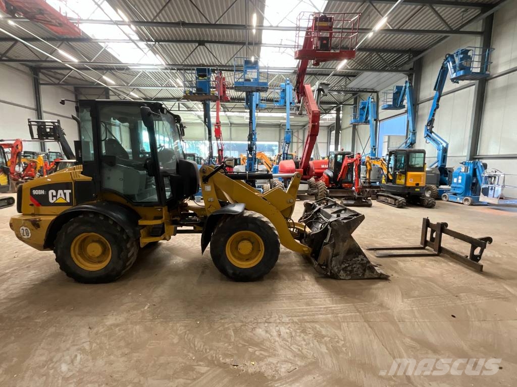 CAT 908 H 2 لوادر بعجل