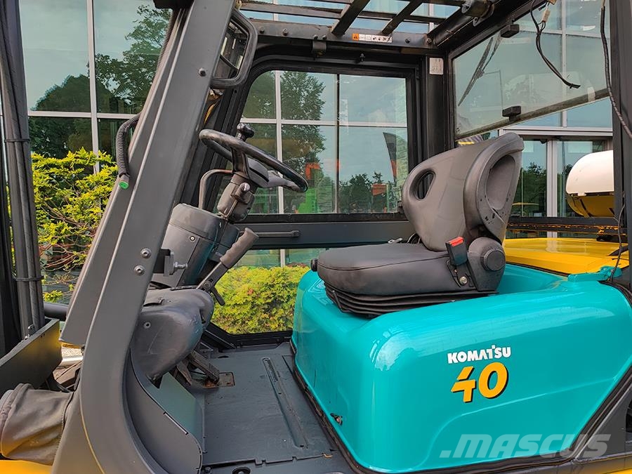 Komatsu FG40T-7 Empilhadores a gás
