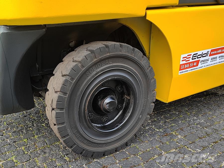 Komatsu FG40T-7 Gāzes autoiekrāvēji (LPG)