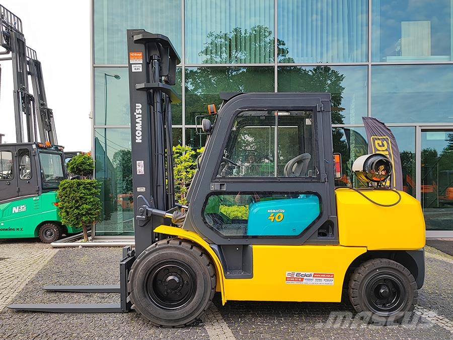 Komatsu FG40T-7 Empilhadores a gás