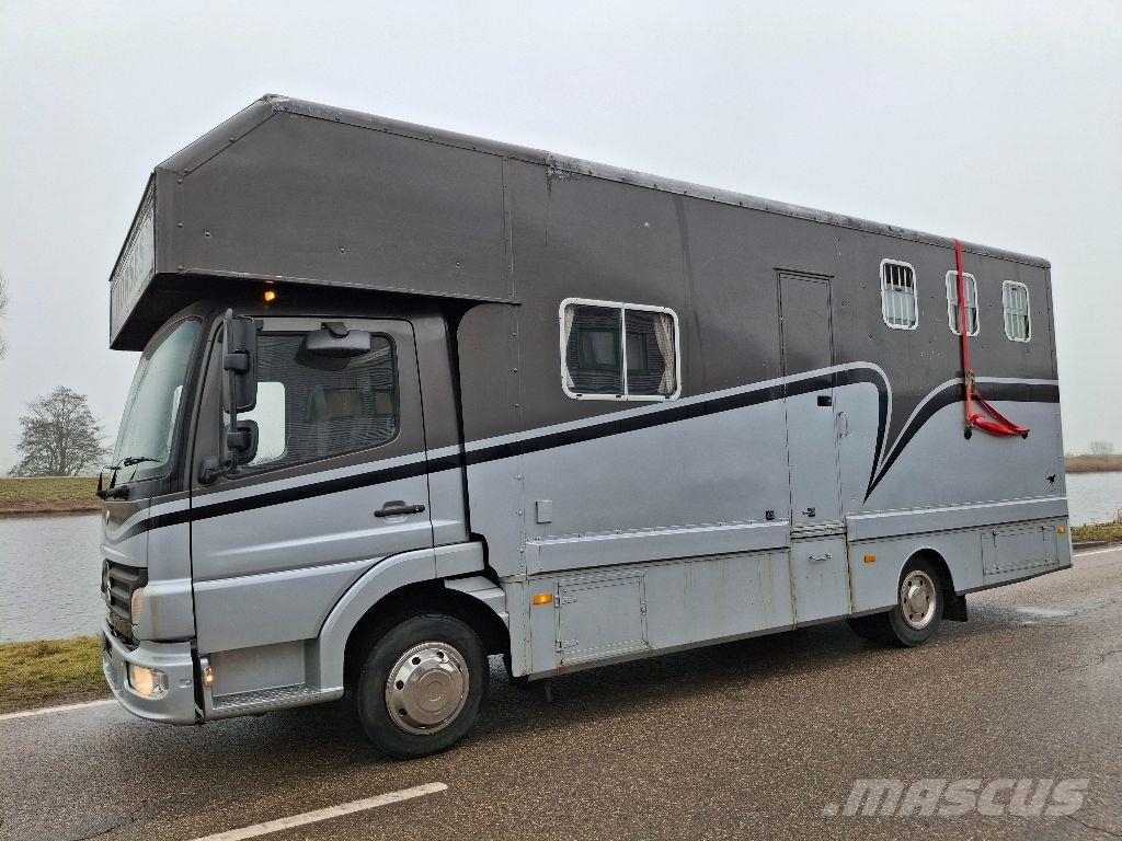 Mercedes-Benz ATEGO 815 Loomaveokid