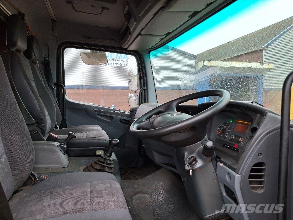 Mercedes-Benz ATEGO 815 Loomaveokid