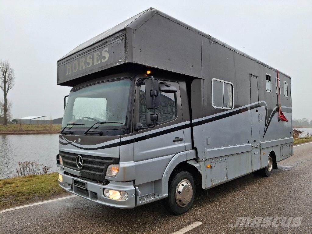 Mercedes-Benz ATEGO 815 Loomaveokid
