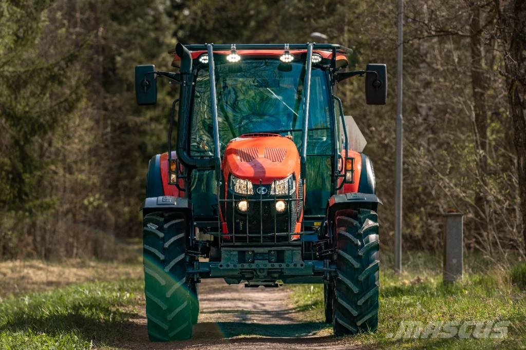 Kubota M5-112 Traktorit