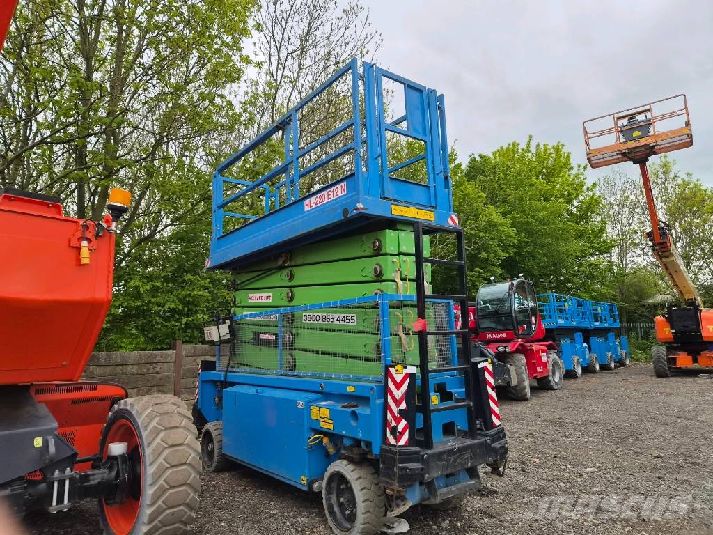 Holland Lift HL220 E12 Scissor lifts