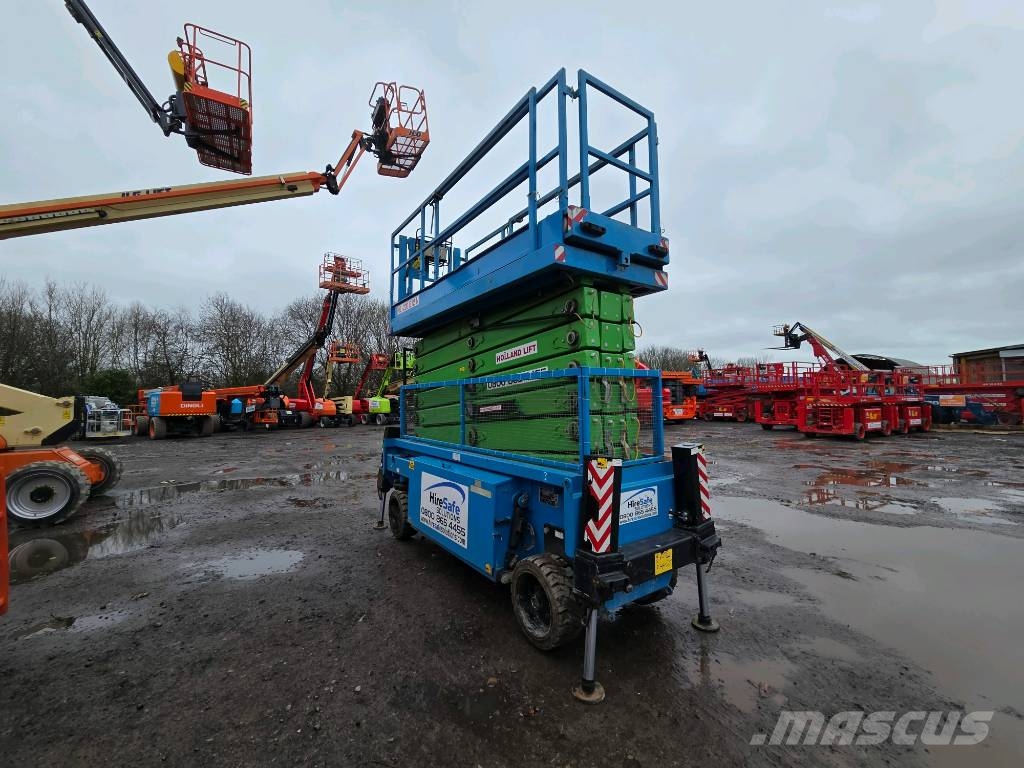 Holland Lift HL220 E12 Scissor lifts