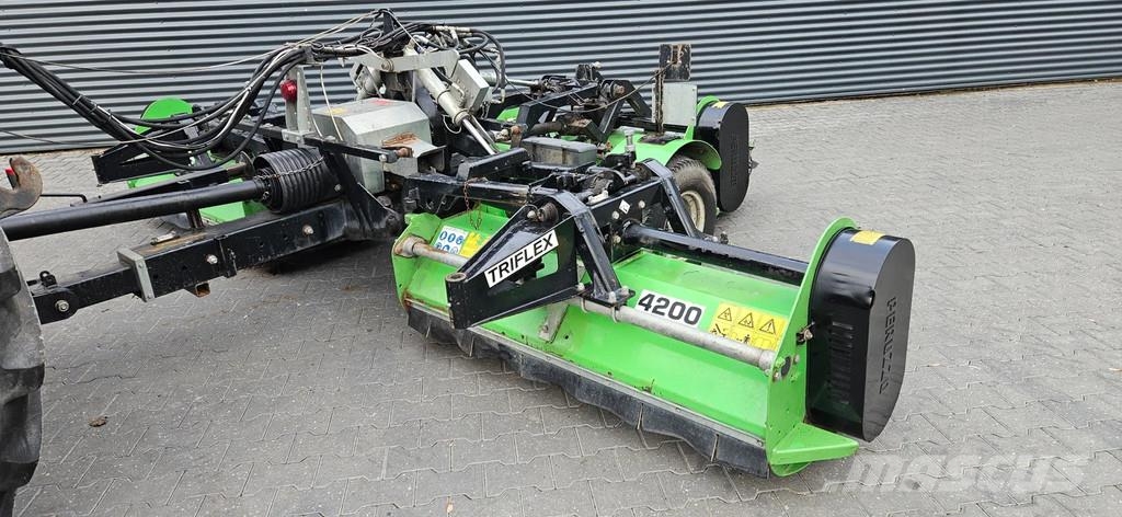 Votex PERUZZO 4200 TRIFLEX klepelmaaier Mäher