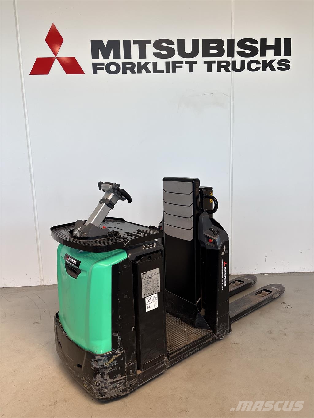 Mitsubishi OPB12N2FP Low lift order pickers