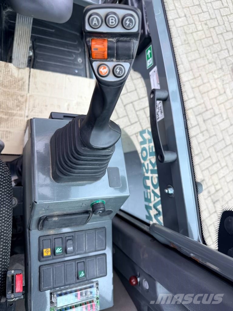 Wacker Neuson WL 52 Kolesové nakladače