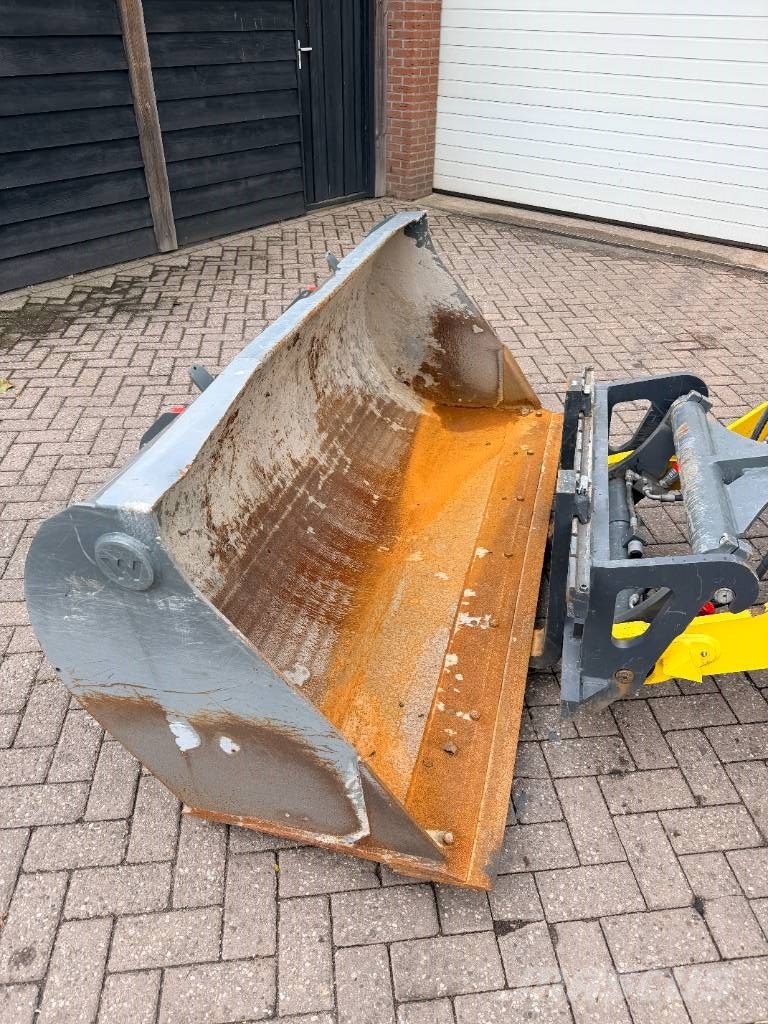 Wacker Neuson WL 52 Kolesové nakladače