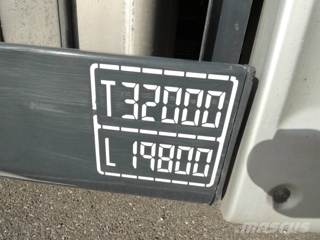 MAN TGS 35.320 Tovornjaki zabojniki