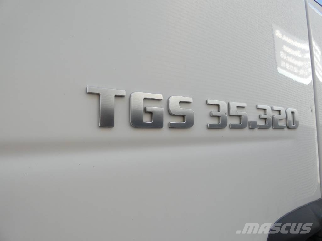 MAN TGS 35.320 Tovornjaki zabojniki