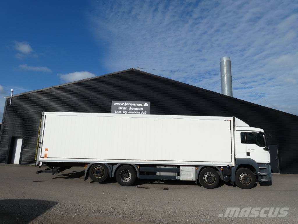 MAN TGS 35.320 Tovornjaki zabojniki