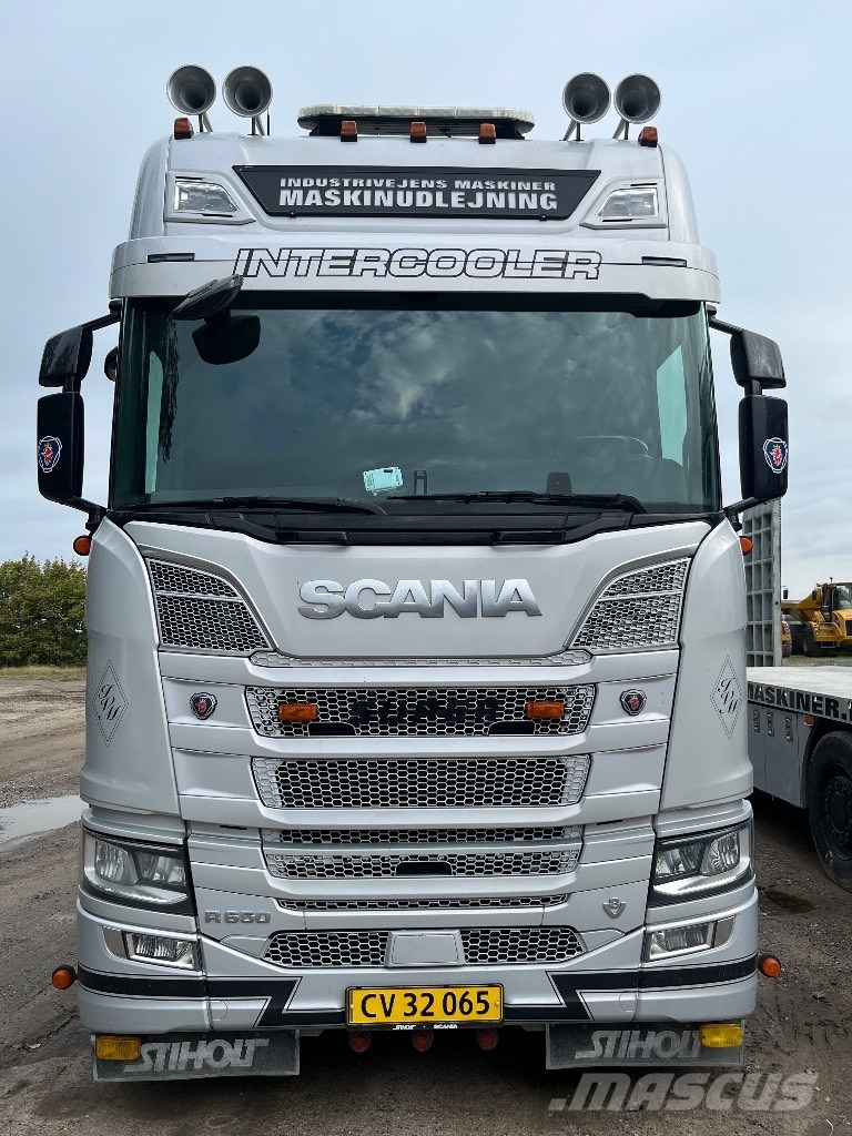 Scania R 650 A6X2 m/blokvogn Dragbilar