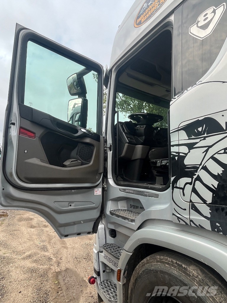 Scania R 650 A6X2 m/blokvogn Dragbilar