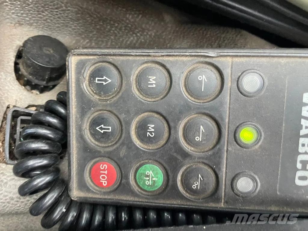 Renault Premium 420 6x2 Tractor Manuel Gearbox Hydraulic G Naudoti vilkikai