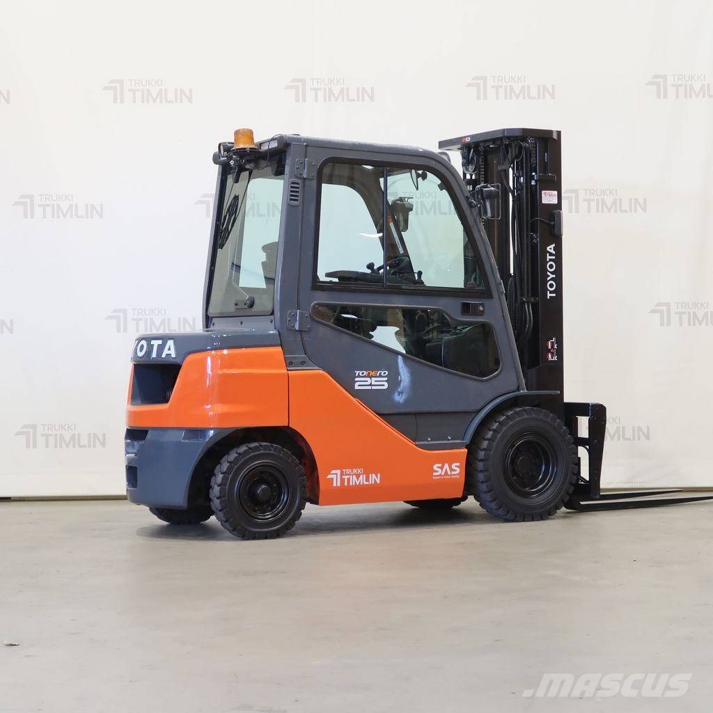 Toyota 02-8FDF25 Dieseltrukit