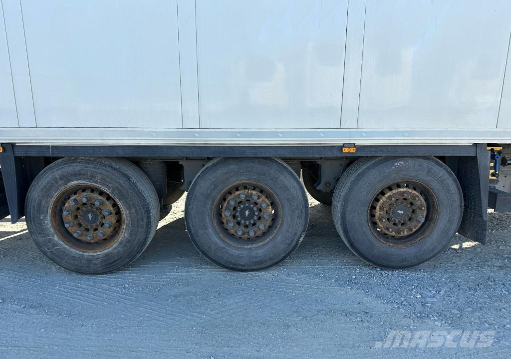 Schmitz Cargobull Trailer Reefer Flower Width & Dual Temp & Double S Koel-vries opleggers