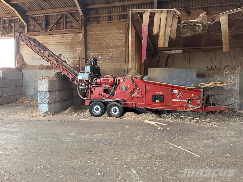 Morbark 2400XE Woodhog آلات تمزيق المخلفات