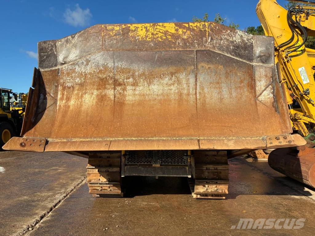 Komatsu D85EX-18 Гусеничные бульдозеры