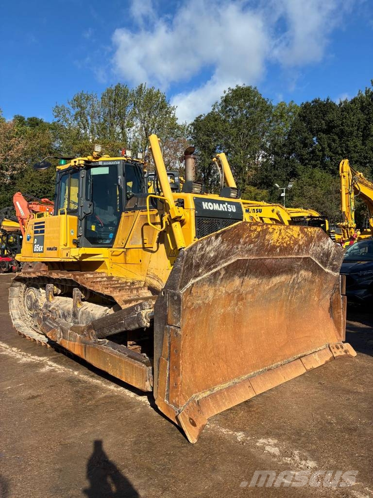 Komatsu D85EX-18 Гусеничные бульдозеры