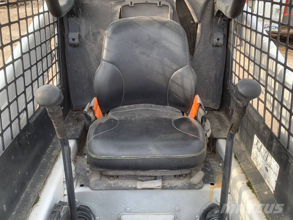 Bobcat 753 Skid steer loaders