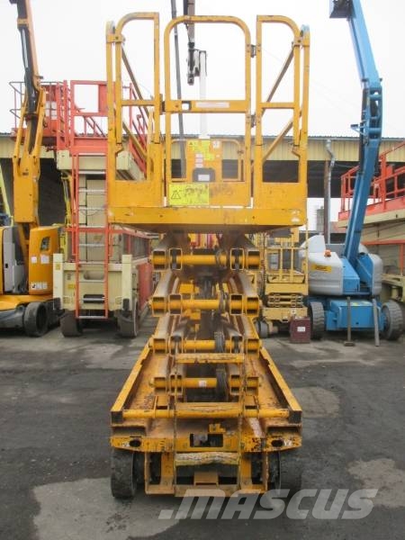 Genie GS 3246 Nožnicové zdvíhacie plošiny
