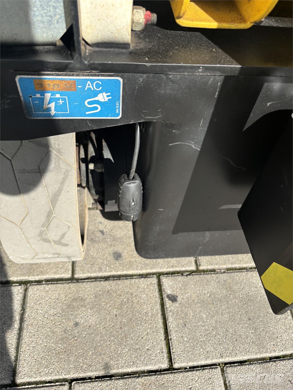 Airo X14 EW Nůžková zvedací plošina