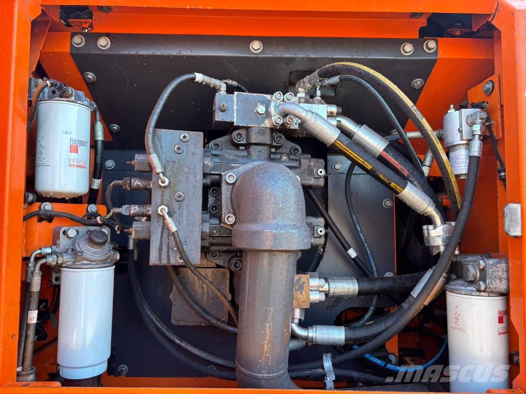 Doosan DX 380 LC-3 Excavatoare pe șenile
