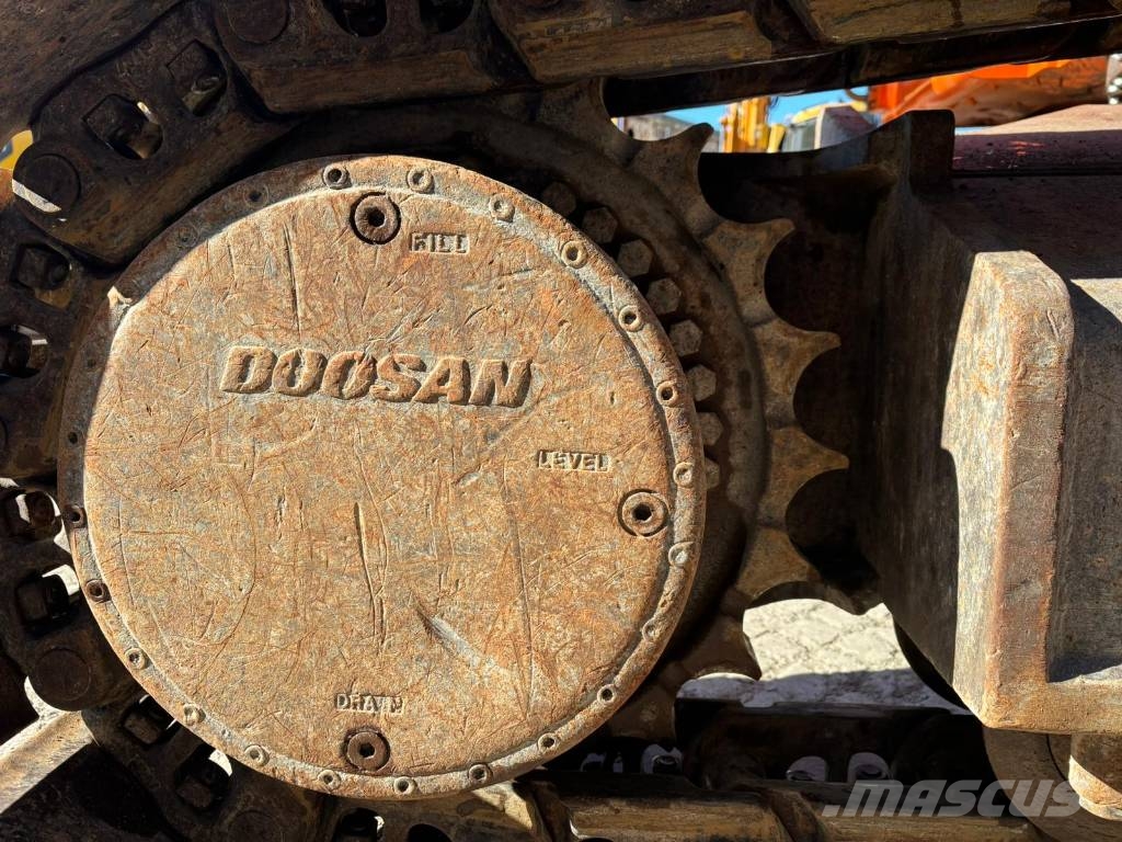Doosan DX 380 LC-3 Excavatoare pe șenile
