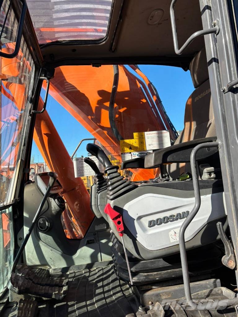 Doosan DX 380 LC-3 Excavatoare pe șenile