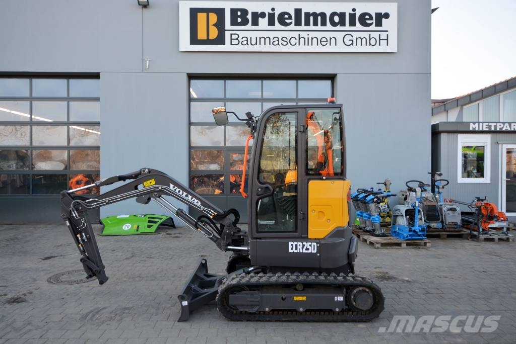 Volvo ECR 25 D Mini ekskavatörler, 7 tona dek