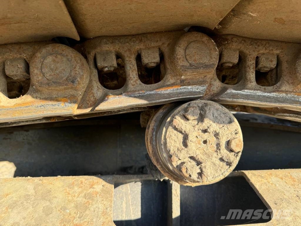 Volvo ECR145EL Гусеничні екскаватори